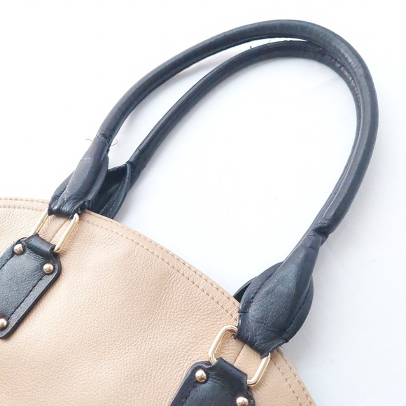 Emma Fox Tan and Black Leather Weekender Bag - Picture 9 of 16